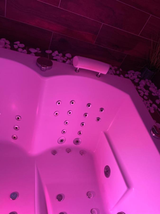 Fullmoon By Cloud Apartment โอแบวีลีเย ภายนอก รูปภาพ
